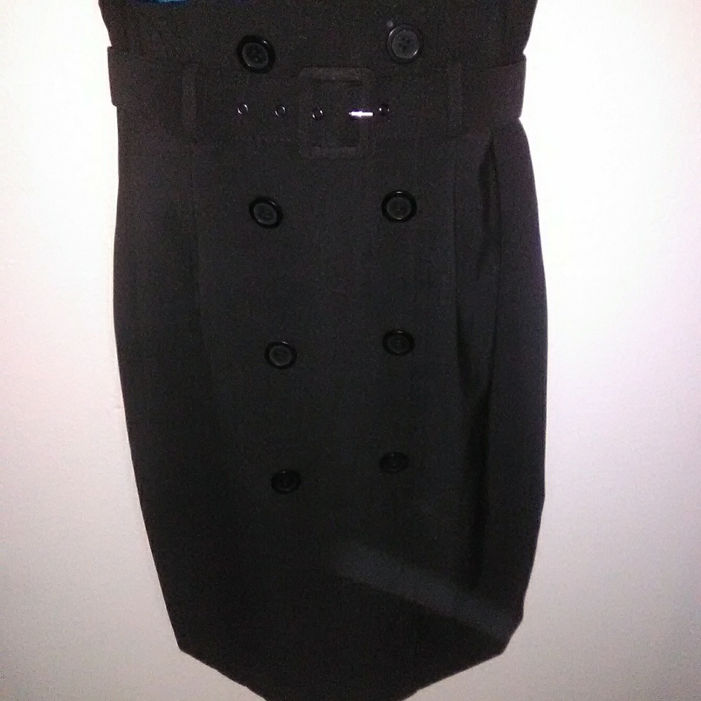 Dress - Picture 4 of 8